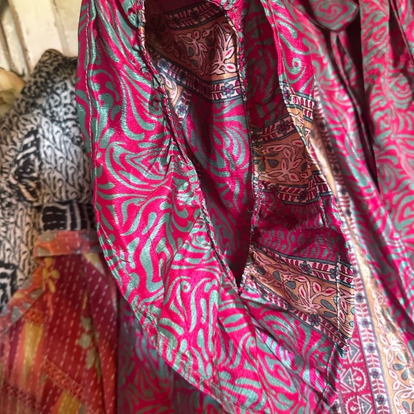 Kantha Bae Ruffle Kimono - Picture 4 of 7